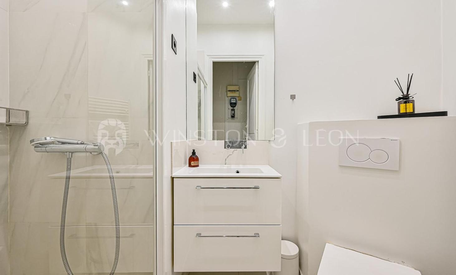 Appartement Paris 7Eme Invalides/ Tour Eiffel 1Er Etage 外观 照片